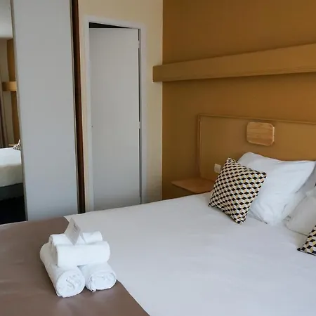 Hotel Saint Christophe 2*